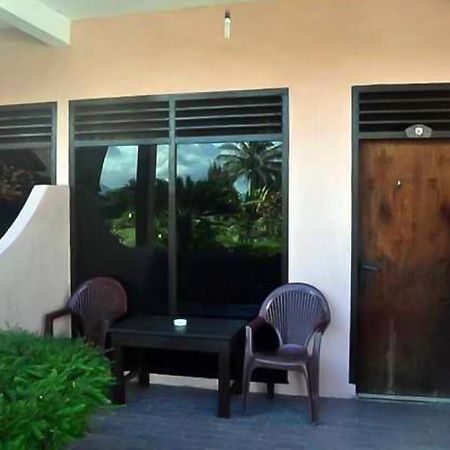 Bernard Guest House & Resto Redpartner Ambarita Экстерьер фото